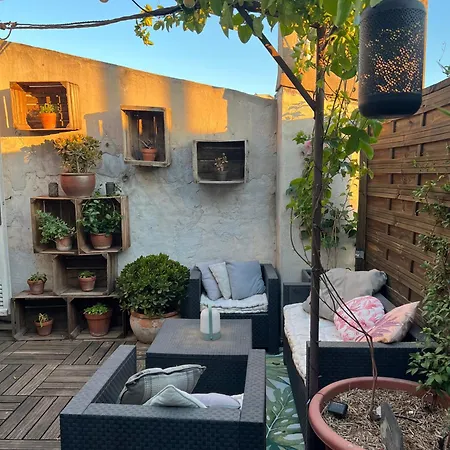 Independante Avec Sdb-terrasse Privative. Centre לינה וארוחת בוקר 3*