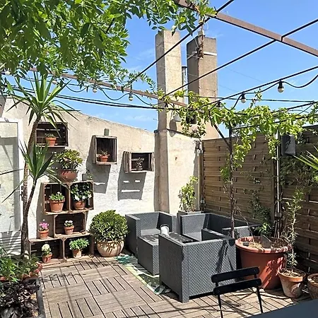 Indépendante Avec Sdb-terrasse Privative. Centre
